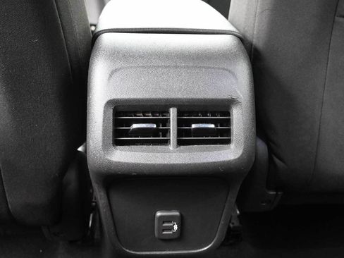 Used 2024 Chevrolet Equinox LT AWD/4WD image 13