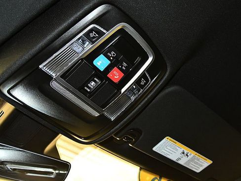 Used 2026 RAM 1500 Laramie image 26