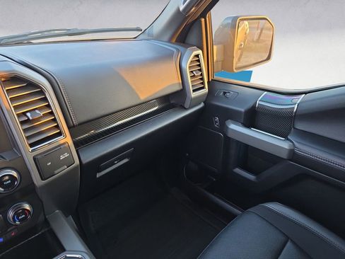 Used 2019 Ford F150 Raptor w/ Equipment Group 802A Luxury image 10