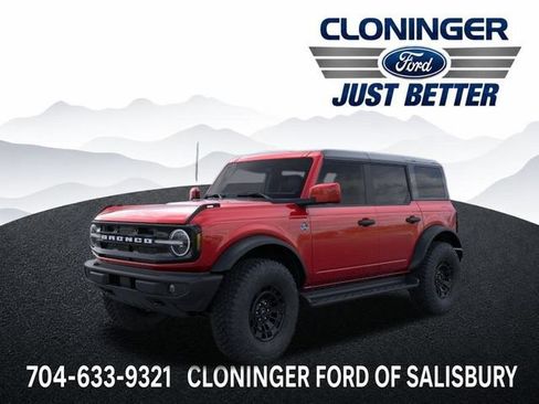New 2026 Ford Bronco Outer Banks w/ Sasquatch Package AWD/4WD image 1