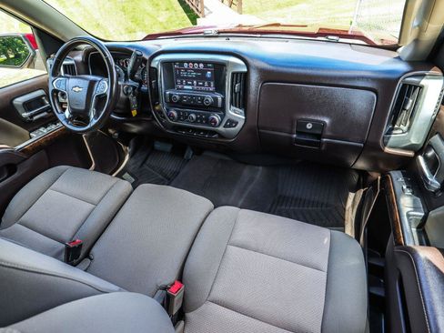 Used 2018 Chevrolet Silverado 1500 LT w/ All Star Edition AWD/4WD image 30