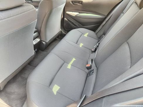 Used 2025 Toyota Corolla LE FWD image 21