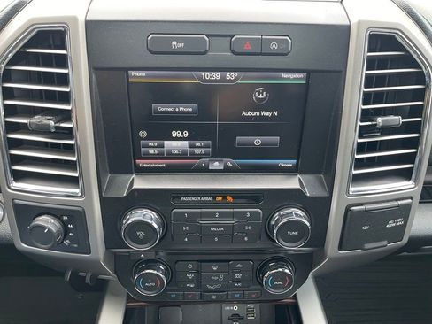 Used 2015 Ford F150 Lariat w/ Equipment Group 501A Mid AWD/4WD image 10