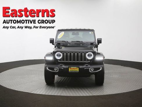 Used 2025 Jeep Wrangler Unlimited Sahara w/ Safety Group AWD/4WD image 52