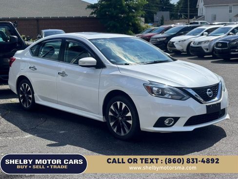 Used 2017 Nissan Sentra SR w/ SR Premium Technology Package FWD image 3
