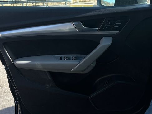 Used 2018 Audi Q5 2.0T Premium Plus image 24