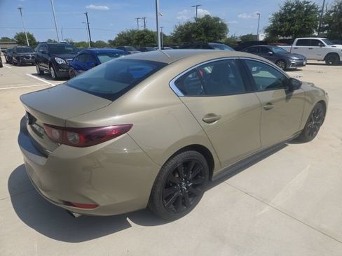 Used 2024 MAZDA MAZDA3 s AWD/4WD image 3