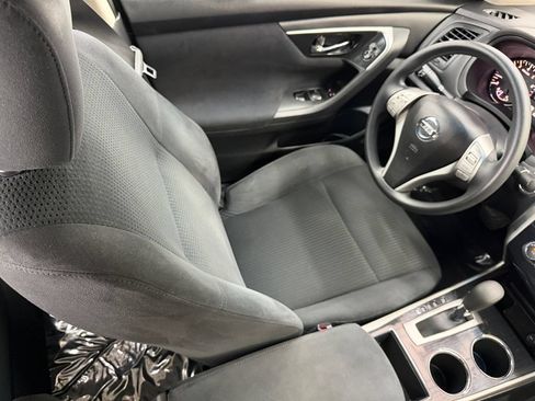 Used 2014 Nissan Altima 2.5 S FWD image 40
