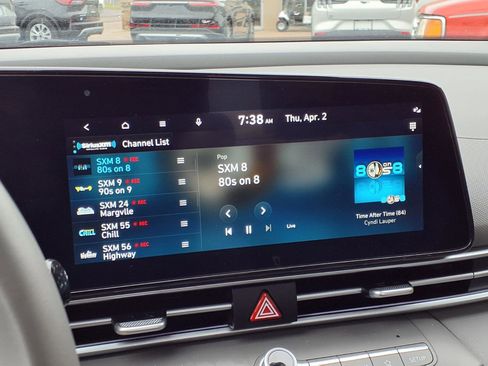 Used 2025 Hyundai Elantra SEL image 7