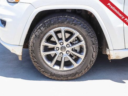 Used 2019 Jeep Grand Cherokee Overland AWD/4WD image 11