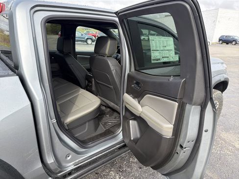 New 2026 Chevrolet Colorado ZR2 w/ Technology Package AWD/4WD image 25