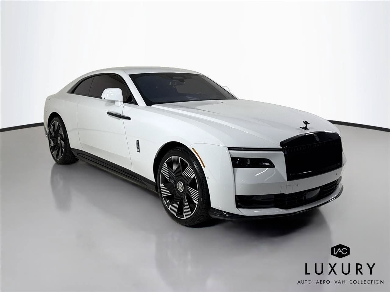 Used 2025 Rolls-Royce Spectre AWD/4WD image 3