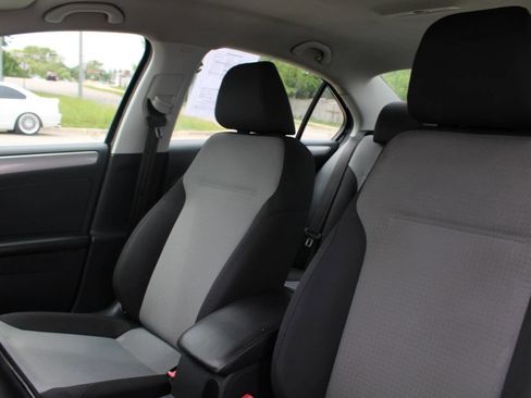 Used 2017 Volkswagen Jetta S FWD image 18