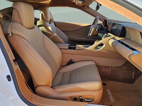 Used 2025 Lexus LC 500 Coupe image 11