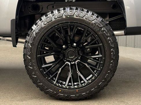 Used 2026 Chevrolet Silverado 1500 LT Trail Boss AWD/4WD image 12