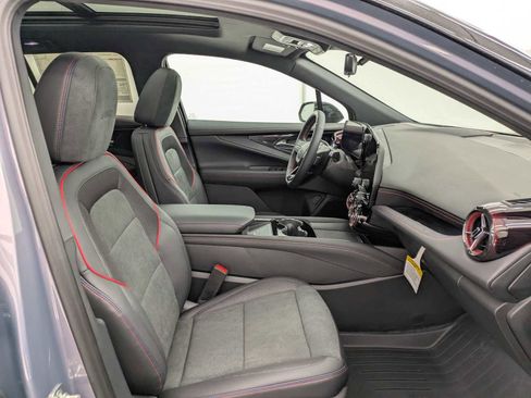 New 2026 Chevrolet Blazer EV RS image 23