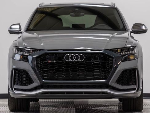 Used 2024 Audi RS Q8 w/ Executive Package AWD/4WD image 4