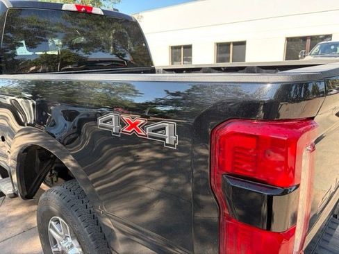Used 2025 Ford F250 Lariat AWD/4WD image 13