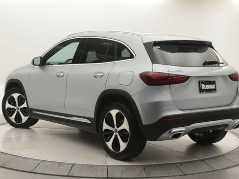 New 2026 Mercedes-Benz GLA 250 image 2