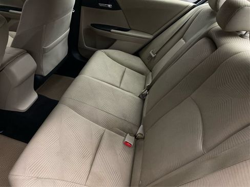Used 2015 Honda Accord LX image 11