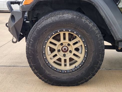 Used 2020 Jeep Wrangler Unlimited Sport AWD/4WD image 12