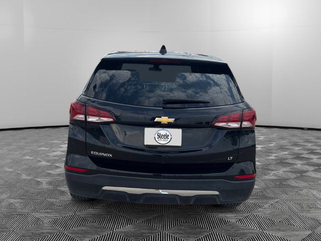 Used 2024 Chevrolet Equinox LT FWD image 4