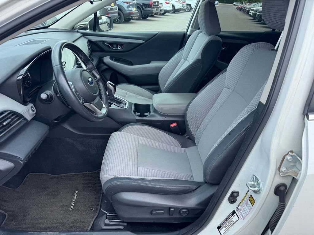 Used 2022 Subaru Outback Premium AWD/4WD image 7