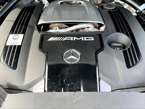 Used 2025 Mercedes-Benz G 63 AMG 4MATIC image 33