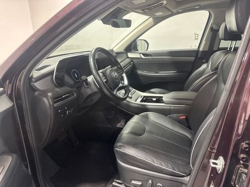 Used 2024 Hyundai Palisade SEL w/ Premium Package FWD image 12