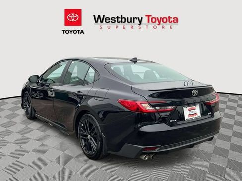 Used 2026 Toyota Camry SE w/ Convenience Package FWD image 11
