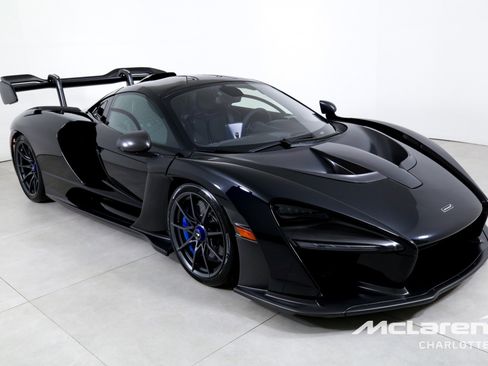 Used 2019 McLaren Senna image 3