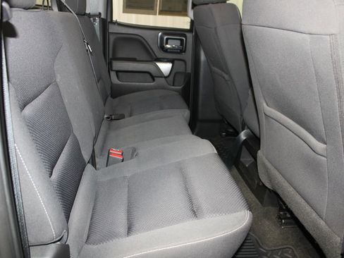 Used 2018 Chevrolet Silverado 1500 LT image 27