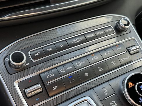 Used 2023 Hyundai Santa Fe Calligraphy AWD/4WD image 18