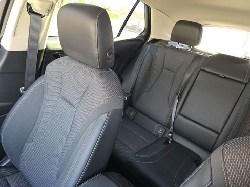 Used 2023 Buick Envision Preferred image 13