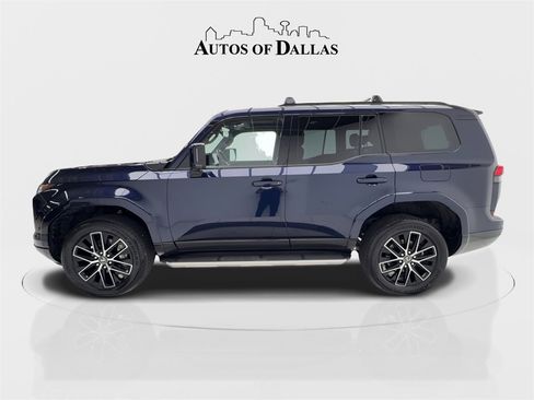 Used 2024 Lexus GX 550 image 7