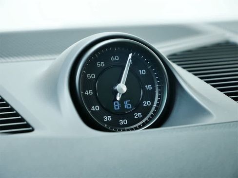 New 2026 Porsche Cayenne Coupe image 24