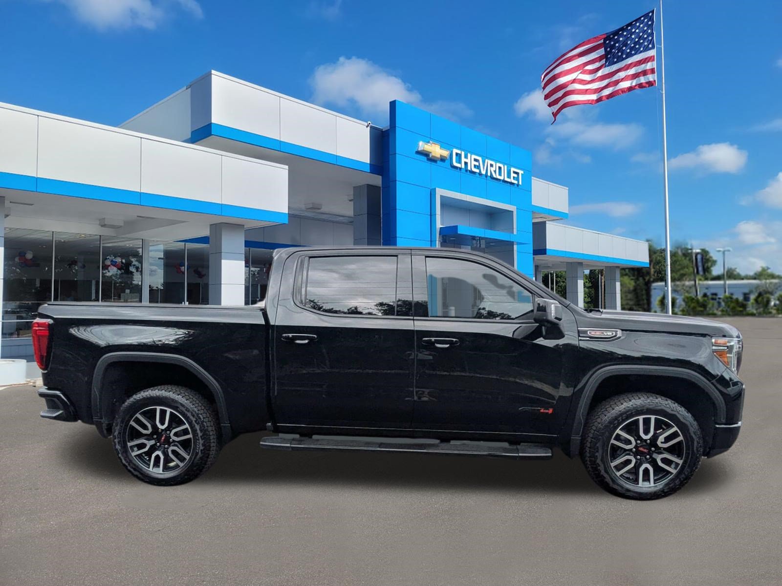 Used 2020 GMC Sierra 1500 AT4 w/ AT4 Premium Package AWD/4WD image 2