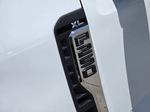 New 2026 Ford F250 XL image 9