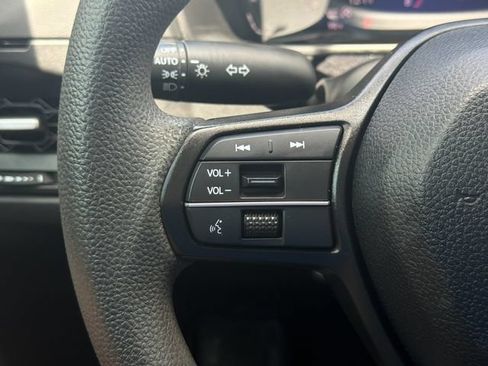 Used 2023 Honda Accord EX image 24