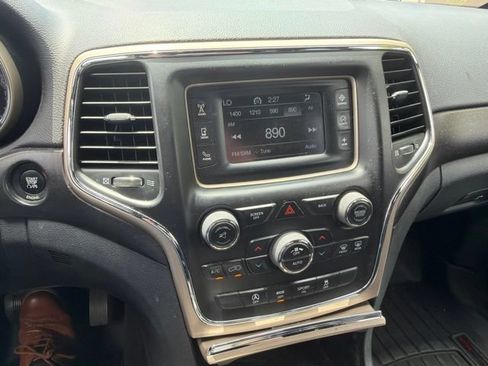 Used 2016 Jeep Grand Cherokee Laredo w/ Quick Order Package 23E AWD/4WD image 8