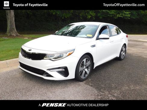 Used 2020 Kia Optima S FWD image 1