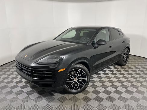 Used 2025 Porsche Cayenne Coupe AWD/4WD image 1
