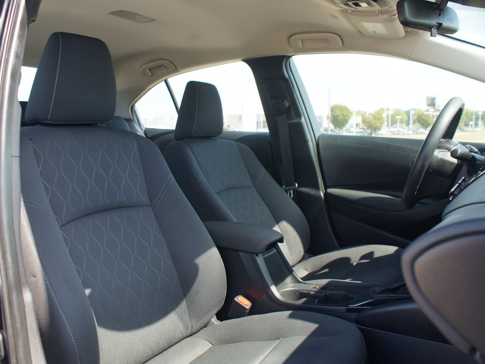 Used 2024 Toyota Corolla LE FWD image 21