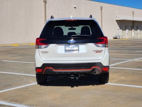 Used 2023 Subaru Forester Sport image 6