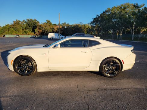 Used 2022 Chevrolet Camaro LT w/ RS Package image 8