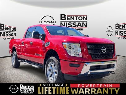 Used 2024 Nissan Titan SV w/ SV Convenience Package