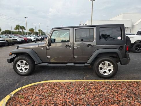 Used 2014 Jeep Wrangler Unlimited Sport w/ Quick Order Package 24S AWD/4WD image 4