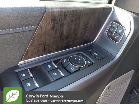 New 2026 Ford F350 Lariat w/ Black Appearance Package image 11