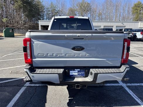 Used 2025 Ford F250 XLT w/ Black Appearance Package image 16