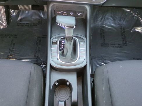 Certified 2024 Hyundai Kona SE FWD image 19